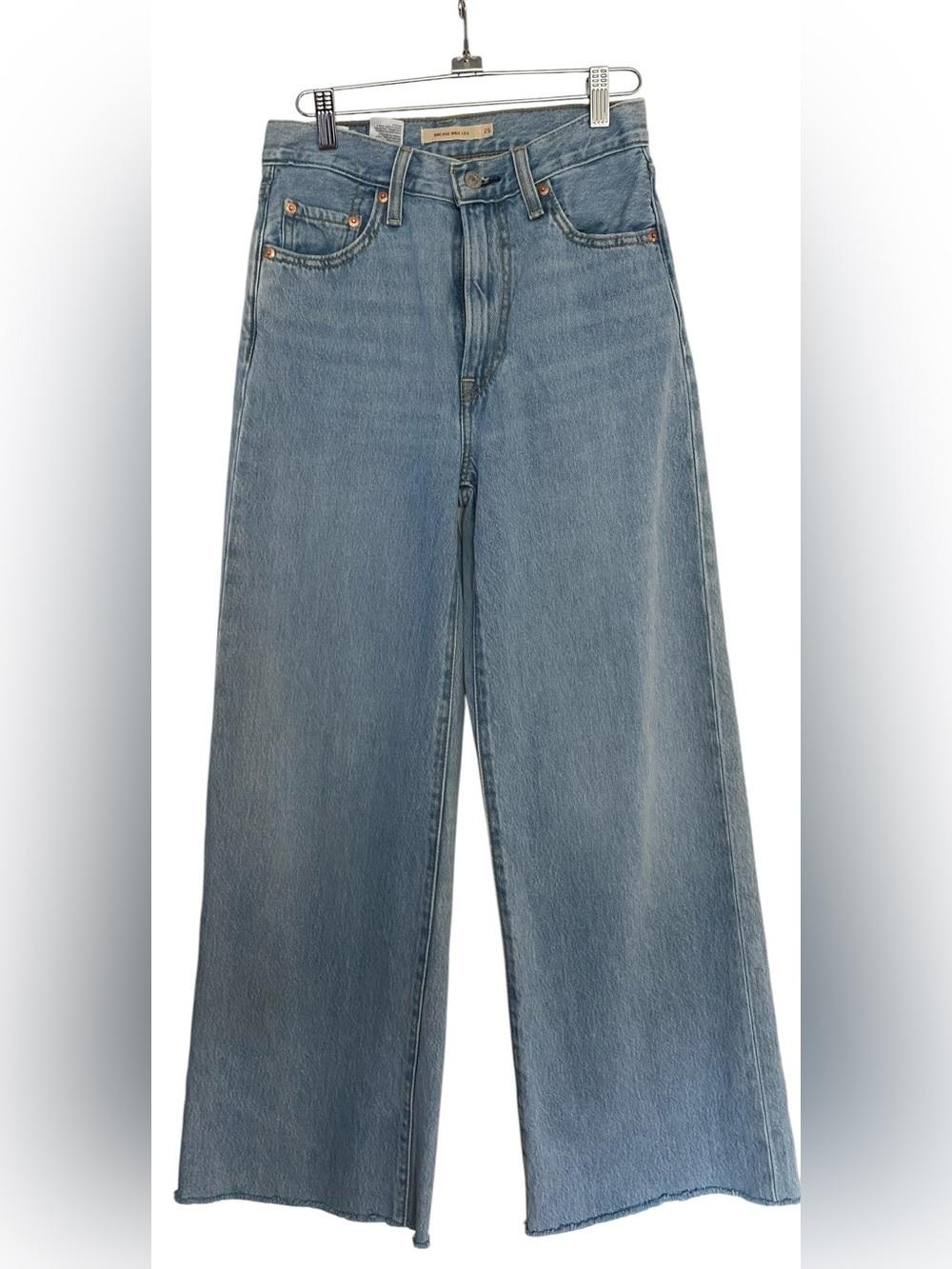 Levi's Wide-Leg High-Rise Jeans in Light Blue Denim